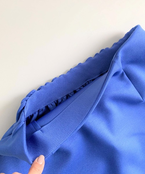 Q（キュー）の「ダンボールタイトスカート（スカート・レディース・ブルー/ブラック/グレイッシュベージュ・MEDIUM）」の9枚目の写真