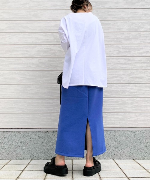 Q（キュー）の「ダンボールタイトスカート（スカート・レディース・ブルー/ブラック/グレイッシュベージュ・MEDIUM）」の19枚目の写真