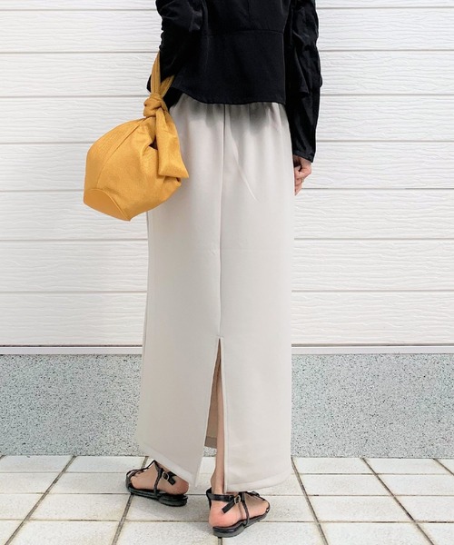 Q（キュー）の「ダンボールタイトスカート（スカート・レディース・ブルー/ブラック/グレイッシュベージュ・MEDIUM）」の13枚目の写真