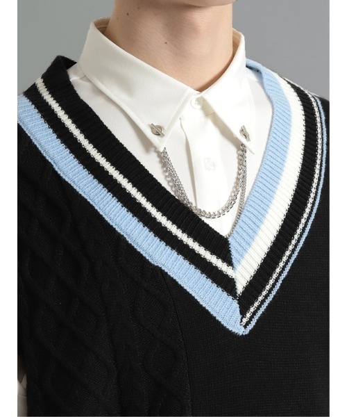 semantic design（セマンティックデザイン）の「セマンティックデザイン ケーブル柄切替 Vネック ニットベスト（ベスト・メンズ・ブラック/ホワイト・MEDIUM/LARGE）」の5枚目の写真