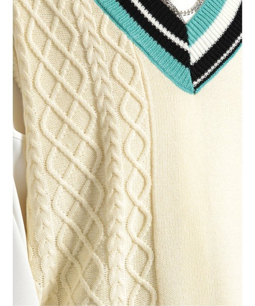 semantic design（セマンティックデザイン）の「セマンティックデザイン ケーブル柄切替 Vネック ニットベスト（ベスト・メンズ・ブラック/ホワイト・MEDIUM/LARGE）」の16枚目の写真