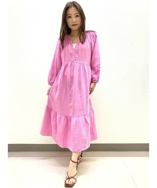 GAP（ギャップ）の「ガーゼ スプリットネック ミディワンピース（ワンピース・レディース・ピンク/ブラック・XS/S/M/L/XXS）」の8枚目の写真