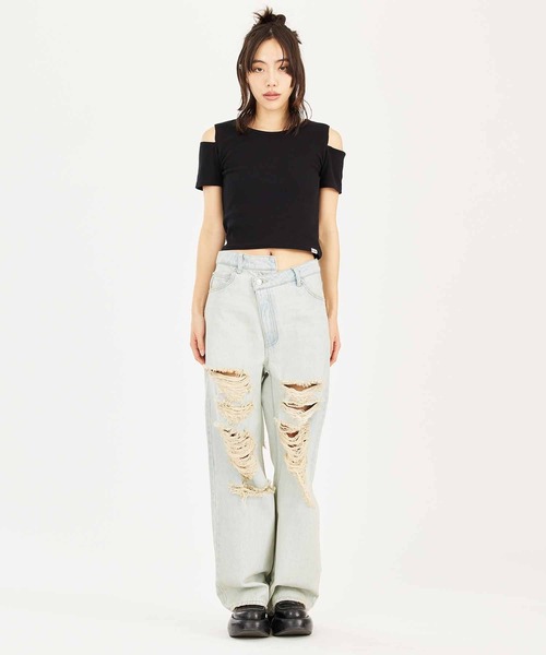X-girl(エックスガール)の「CUT OUT SHOULDER S/S TOP(Tシャツ/カットソー・レディース・ホワイト/ブラック/ネイビー・M/S)」の13枚目の写真