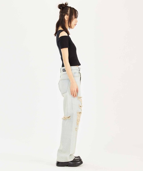X-girl(エックスガール)の「CUT OUT SHOULDER S/S TOP(Tシャツ/カットソー・レディース・ホワイト/ブラック/ネイビー・M/S)」の11枚目の写真