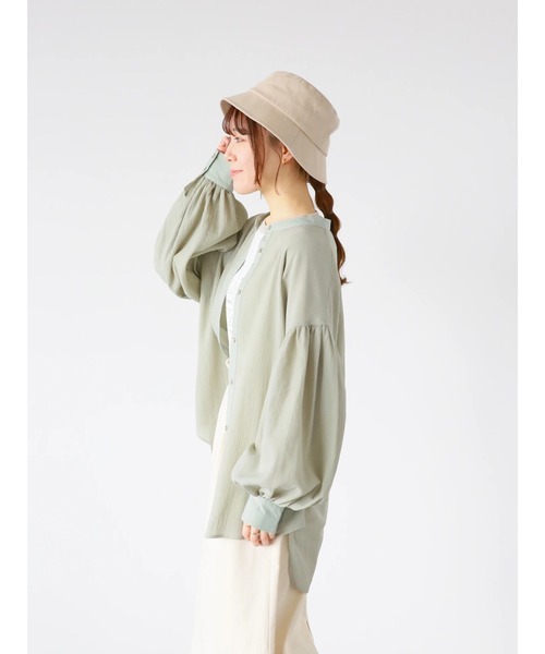 ehka sopo(エヘカソポ)の「異素材シアーバンドカラーシャツ(シャツ/ブラウス・レディース・ピンク/グリーン/キナリ・フリ-)」の22枚目の写真