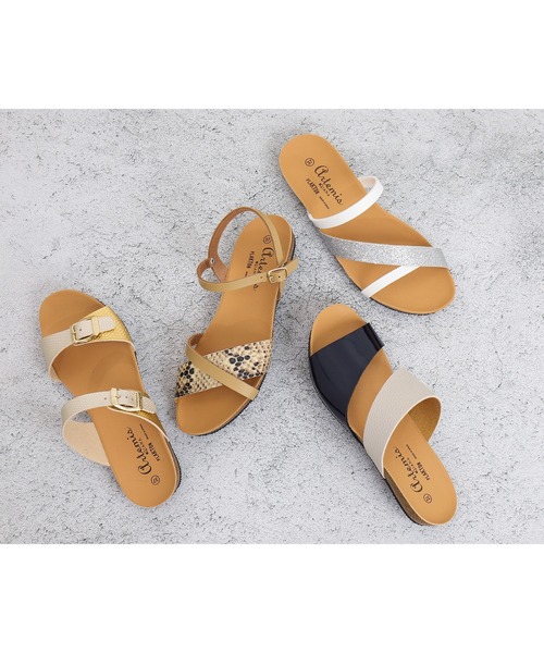 PLAKTON（プラクトン）の「【PLAKTON】別注クロスストラップサンダル（サンダル・レディース・ベージュ/ブラック・S/M/L）」の5枚目の写真