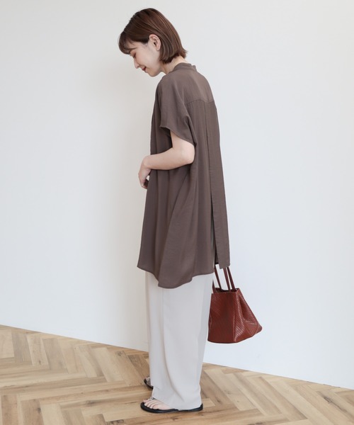 AMERICAN HOLIC（アメリカンホリック）の「ブザムフレンチスリーブバックオープンチュニック（チュニック・レディース・オフホワイト/サックスブルー/ブラウン/ネイビー・M/L）」の20枚目の写真