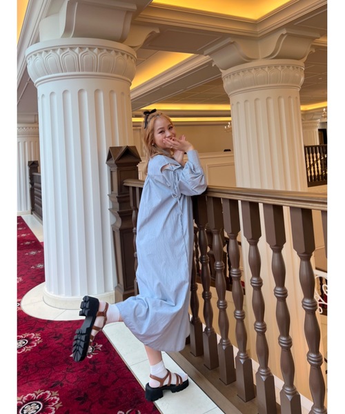 JUMELLE(ジュメロ)の「肩スリットリボンシャツOP【低身長~高身長】(シャツワンピース・レディース・レッド/ネイビー・SMALL/MEDIUM)」の15枚目の写真