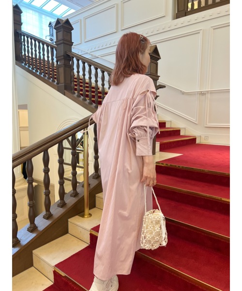 JUMELLE(ジュメロ)の「肩スリットリボンシャツOP【低身長~高身長】(シャツワンピース・レディース・レッド/ネイビー・SMALL/MEDIUM)」の8枚目の写真