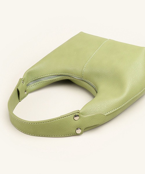 florist（フローリスト）の「【軽量】ソフトシュリンクレザーのハーフムーンハンドバッグ/レディースバッグ（ハンドバッグ・レディース・ベージュ/マスタード/ホワイト/グリーン/ブラック/ライトブルー/モカ/キャメル・FREE）」の17枚目の写真