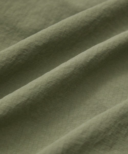 ADAM ET ROPE'（アダムエロペ）の「【サステナブル】リップストップキャミワンピース（ドレス・レディース・ブラック/ホワイト系その他5/カーキ・FREE）」の19枚目の写真