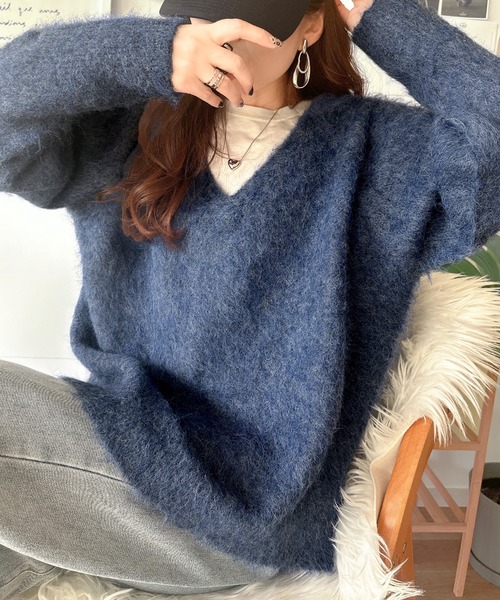 classicalelf（クラシカルエルフ）の「ふんわりと大人可愛い 2way起毛Vネックプルオーバー（長袖）（ニット/セーター・レディース・ネイビー/グリーン/グレー/イエロー/グレイッシュベージュ/ライトピンク・LARGE/SMALL/X-LARGE/MEDIUM）」の10枚目の写真