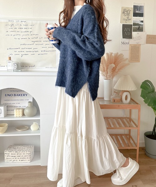 classicalelf（クラシカルエルフ）の「ふんわりと大人可愛い 2way起毛Vネックプルオーバー（長袖）（ニット/セーター・レディース・ネイビー/グリーン/グレー/イエロー/グレイッシュベージュ/ライトピンク・LARGE/SMALL/X-LARGE/MEDIUM）」の17枚目の写真