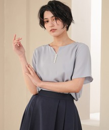 パールスタッズブラウス