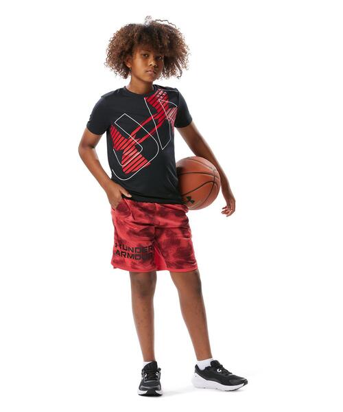 UNDER ARMOUR(アンダーアーマー)の「UAテック ショートスリーブTシャツ 〈スーパービッグロゴ〉(トレーニング/KIDS)(Tシャツ/カットソー・キッズ・ブラック・160cm/150cm/130cm/140cm/120cm)」の3枚目の写真