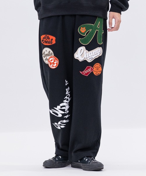 JOHN'S CLOSET（ジョンズクローゼット）の「【13】カレッジワッペン ワイドスウェットパンツ（スウェットパンツ・メンズ・ワンウォッシュ/オフホワイト/ブラック/サックスブルー/グレー・LARGE/MEDIUM）」の17枚目の写真