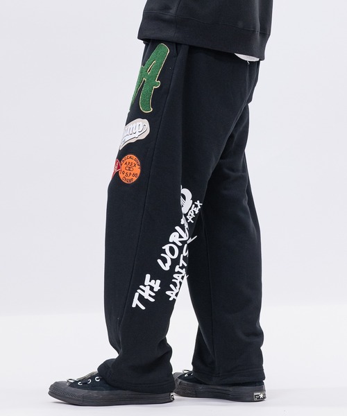 JOHN'S CLOSET（ジョンズクローゼット）の「【13】カレッジワッペン ワイドスウェットパンツ（スウェットパンツ・メンズ・ワンウォッシュ/オフホワイト/ブラック/サックスブルー/グレー・LARGE/MEDIUM）」の19枚目の写真