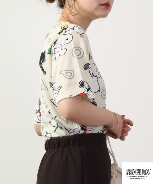 PEANUTS(ピーナッツ)の「PEANUTS スヌーピー 総柄 Tシャツ 半袖(Tシャツ/カットソー・レディース・ホワイト/ライトグリーン/アイボリー・M/L/LL)」の22枚目の写真