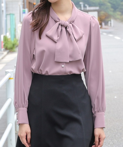 Honeys（ハニーズ）の「ボウタイブラウス（シャツ/ブラウス・レディース・ホワイト/ブラック/スモークピンク/ブラック系その他・S/M/L/LL/3L）」の4枚目の写真