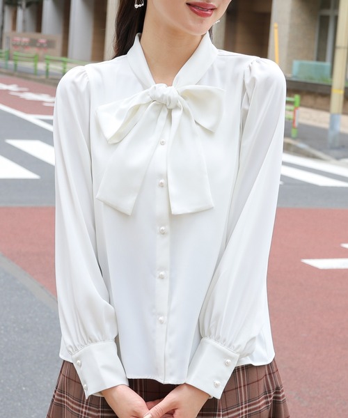 Honeys（ハニーズ）の「ボウタイブラウス（シャツ/ブラウス・レディース・ホワイト/ブラック/スモークピンク/ブラック系その他・S/M/L/LL/3L）」の20枚目の写真