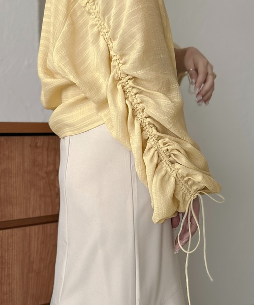apres jour clair(アプレジュールクレア)の「【apres jour clair】袖ドロストバンドカラーシャツ【ZOZOTOWN限定アイテム】(シャツ/ブラウス・レディース・イエロー系その他/アイボリー/ベージュ・フリー/X-LARGE)」の22枚目の写真