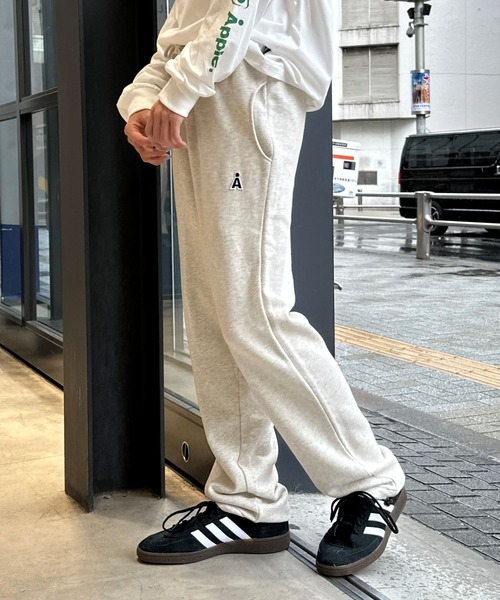 ALAND（エーランド）の「【UNISEX】ALAND／ワッペンロゴパンツ（ウラケ） 2976333（スウェットパンツ・レディース・ネイビー/ブラック/ライトグレー・MEDIUM/LARGE）」の8枚目の写真