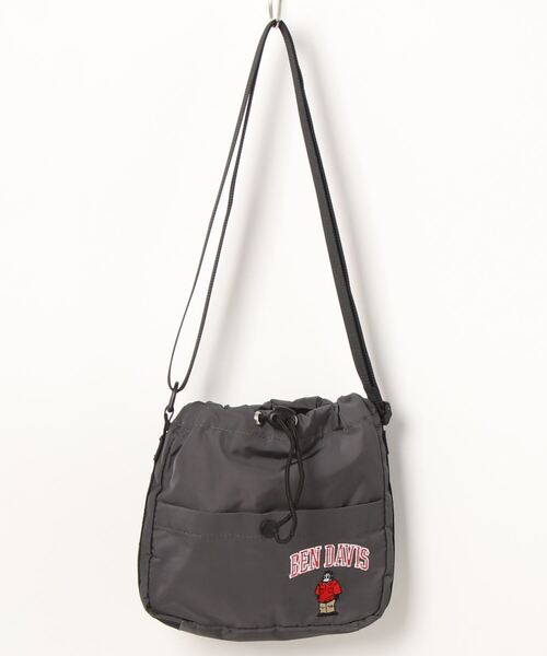 BEN DAVIS（ベンデイビス）の「《BEN DAVIS/ベンデイビス》刺繍ドローストリングショルダー（ショルダーバッグ・メンズ・ブラック/チャコール・FREE）」の8枚目の写真