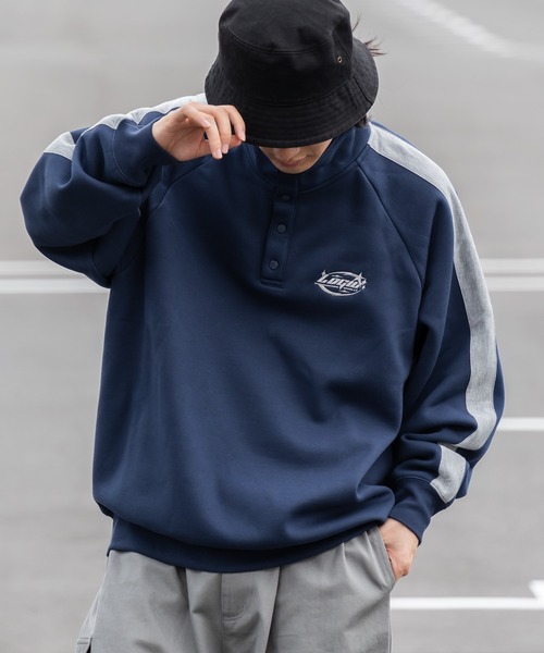 【関税込み】VTMNTS ブルー ライン スウェットシャツ スタンドネックアソートラインスウェット(スウェット)|kutir