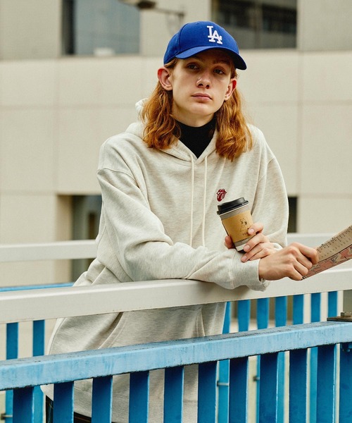 EMMA CLOTHES（エマクローズ）の「【The Rolling Stones/Queen】ロックプリント オーバーサイズ ピグメント加工 プルオーバーパーカー EMMA CLOTHES（パーカー・メンズ・グレー系2/ネイビー系3/ブラック系1/ブラック系3/グレー系1/ネイビー系1/ブラック系2・M/L）」の17枚目の写真