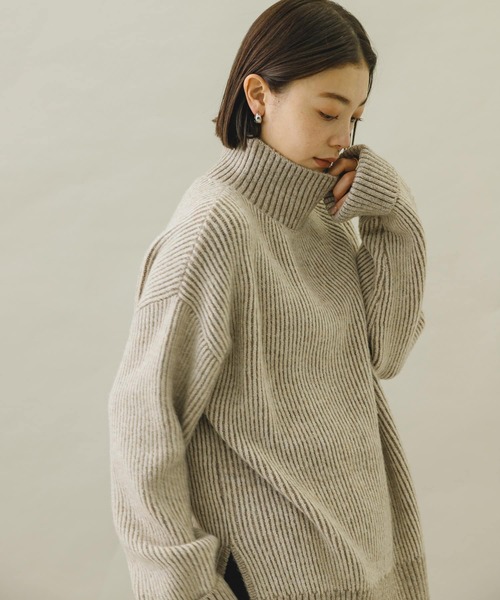 URBAN RESEARCH Sonny Label（アーバンリサーチサニーレーベル）の「配色畦編みリバーシブルニット（ニット/セーター・レディース・ベージュ系その他/ブラック系その他/グリーン系その他・FREE）」の7枚目の写真