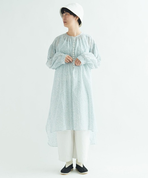 Ballsey ポリエステルコスモスプリントギャザーチュニックブラウス