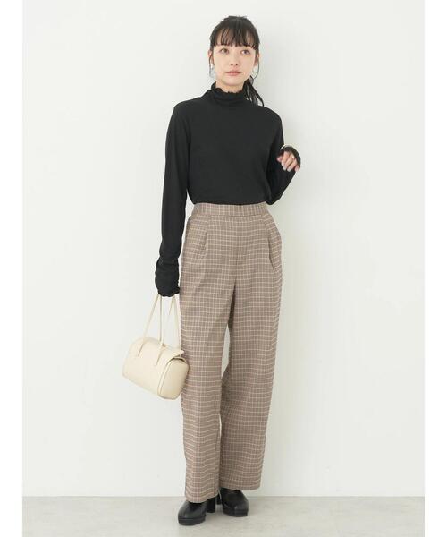 earth music&ecology（アースミュージックアンドエコロジー）の「チェックストレートパンツ（その他パンツ・レディース・ベージュ系その他4/グレー系その他3・S/M）」の10枚目の写真