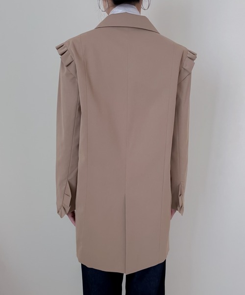 TEVALT(ヴァレット)の「フリルテーラードジャケット(テーラードジャケット・レディース・ネイビー/ブラック/キャメル・38)」の10枚目の写真