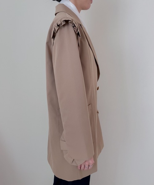 TEVALT(ヴァレット)の「フリルテーラードジャケット(テーラードジャケット・レディース・ネイビー/ブラック/キャメル・38)」の9枚目の写真