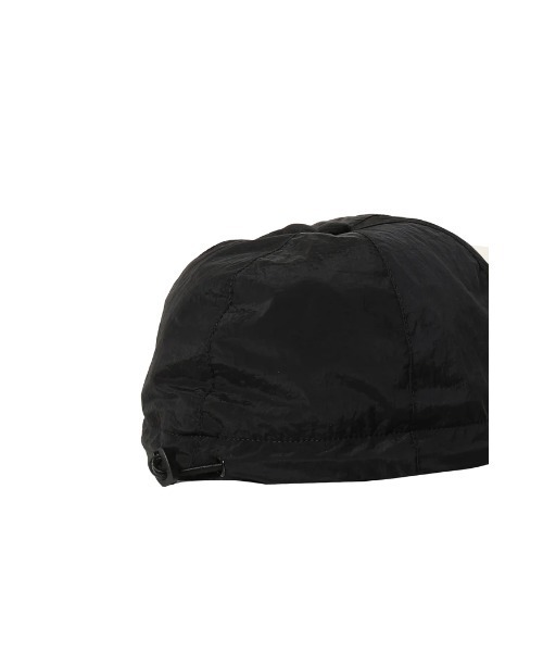 STONE ISLAND（ストーンアイランド）の「NYLON METAL CAP（キャップ・メンズ・ブラック・L）」の4枚目の写真
