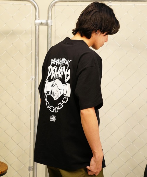 LURKING CLASS(ラーキングクラス)の「【ムラサキスポーツ別注】LURKING CLASS/ラーキングクラス バックプリント オーバーサイズ ST24STM10(Tシャツ/カットソー・メンズ・ブラック/ホワイト・M/L/XL)」の5枚目の写真