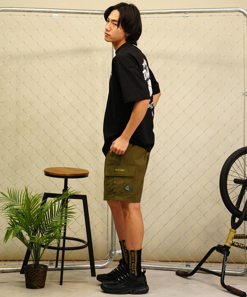 LURKING CLASS(ラーキングクラス)の「【ムラサキスポーツ別注】LURKING CLASS/ラーキングクラス バックプリント オーバーサイズ ST24STM10(Tシャツ/カットソー・メンズ・ブラック/ホワイト・M/L/XL)」の8枚目の写真