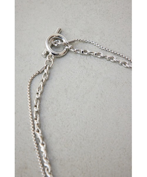 AZUL by moussy（アズールバイマウジー）の「二連ネックレス（ネックレス・メンズ・シルバー/ブラック・FREE）」の9枚目の写真