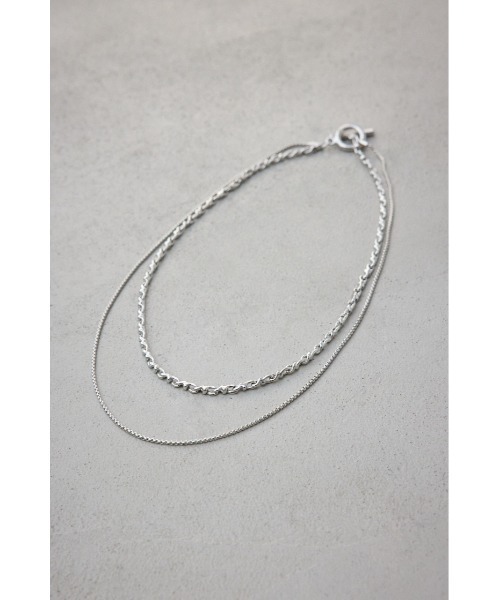 AZUL by moussy（アズールバイマウジー）の「二連ネックレス（ネックレス・メンズ・シルバー/ブラック・FREE）」の6枚目の写真