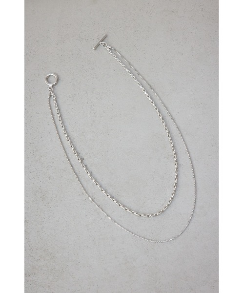 AZUL by moussy（アズールバイマウジー）の「二連ネックレス（ネックレス・メンズ・シルバー/ブラック・FREE）」の7枚目の写真