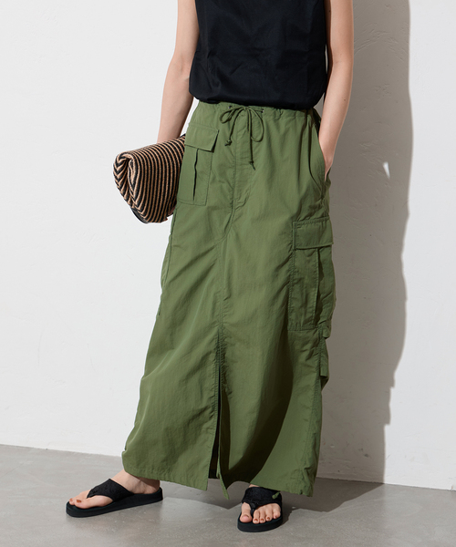 ARMY TWILL（アーミーツイル）の「別注【ARMY TWILL/アーミーツイル】カーゴスリットスカート（スカート・レディース・ブラック/カーキ・FREE）」の2枚目の写真