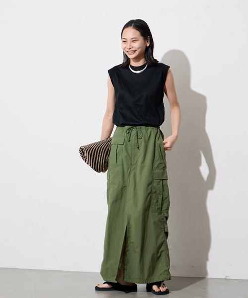 ARMY TWILL（アーミーツイル）の「別注【ARMY TWILL/アーミーツイル】カーゴスリットスカート（スカート・レディース・ブラック/カーキ・FREE）」の3枚目の写真