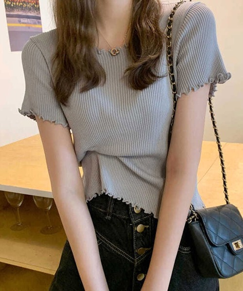 ALTROSE(アルトローズ)の「トップス シンプル メロー 無地 リブ(Tシャツ/カットソー・レディース・グレー/グリーン/ホワイト/ブラック・FREE)」の3枚目の写真