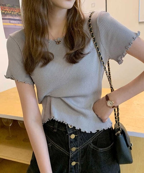 ALTROSE(アルトローズ)の「トップス シンプル メロー 無地 リブ(Tシャツ/カットソー・レディース・グレー/グリーン/ホワイト/ブラック・FREE)」の7枚目の写真