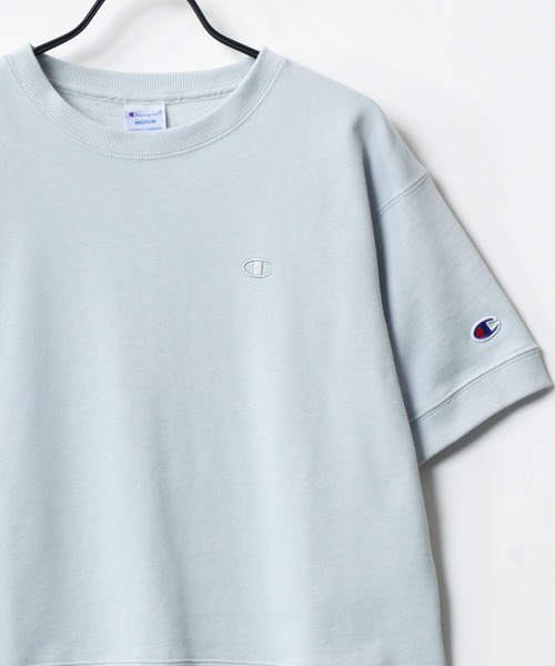 Champion（チャンピオン）の「Champion/チャンピオン コットンUSA 裏毛 ロゴワッペン ワンポイント刺繍 半袖スウェット/無地トレーナー/レディース（スウェット・レディース・ブラック/ライトブルー/オフホワイト/グレー/ナチュラル/ネイビー/クリーム/ブルー/ブラウン・M/L）」の8枚目の写真