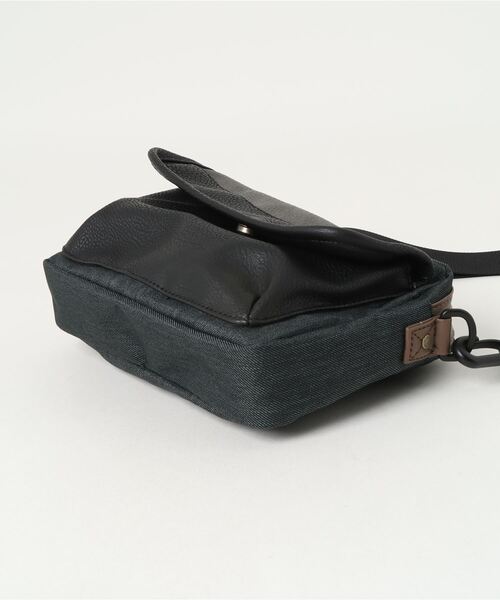 EDWIN（エドウィン）の「【EDWIN/エドウィン】別注PUミニショルダー（ショルダーバッグ・メンズ・ブラウン/ブラック・FREE）」の4枚目の写真