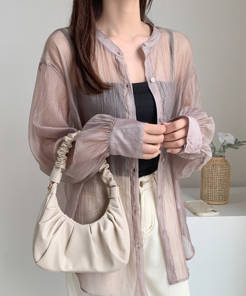 ABITOKYO（アビトーキョー）の「バックリボンボリューム袖オーバーシアーシャツ（シャツ/ブラウス・レディース・ブラック/ベージュ/グレー/ホワイト・FREE）」の13枚目の写真