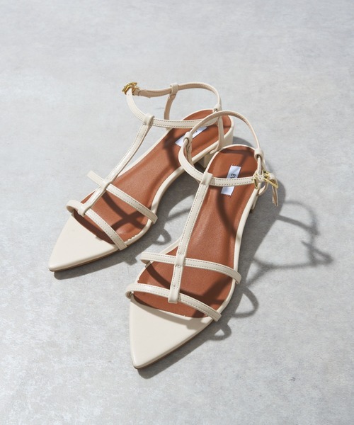 EVOL（イーボル）の「【EVOL(イーボル)】ポインテッドストラップサンダル（サンダル・レディース・アイボリー/ブラック/シルバー・22.5/23.5/24.5）」の4枚目の写真