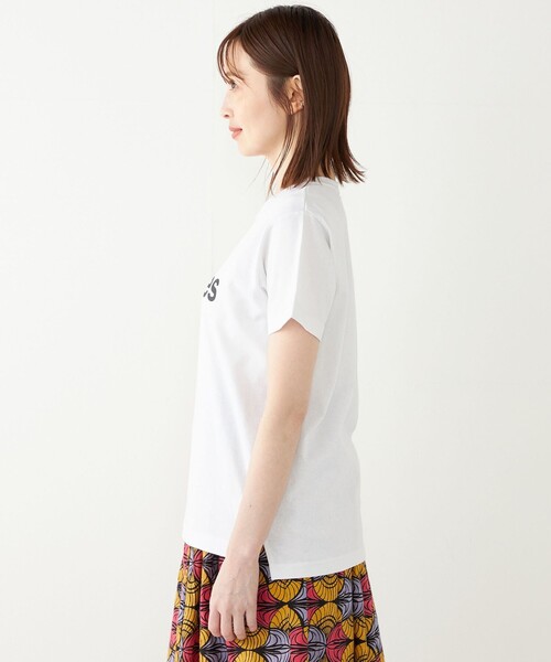 SHIPS Colors（シップス カラーズ）の「SHIPS Colors:FRINGUES ロゴ プリント TEE◇（Tシャツ/カットソー・レディース・オフホワイト/ホワイト/ピンク/ダークグレー・ONE SIZE）」の19枚目の写真