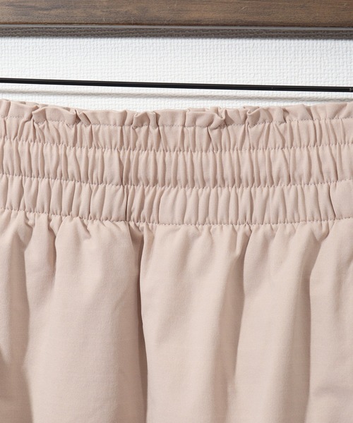 Dickies(ディッキーズ)の「【GENUINE DICKIES/ジェニュインディッキーズ】ドロストギャザースカート(クイックドライ)(スカート・レディース・ベージュ/スミクロ/ライトカーキ/ダークネイビー・M/L)」の6枚目の写真